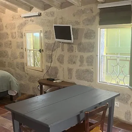 Les Litanies - Centre Historique *